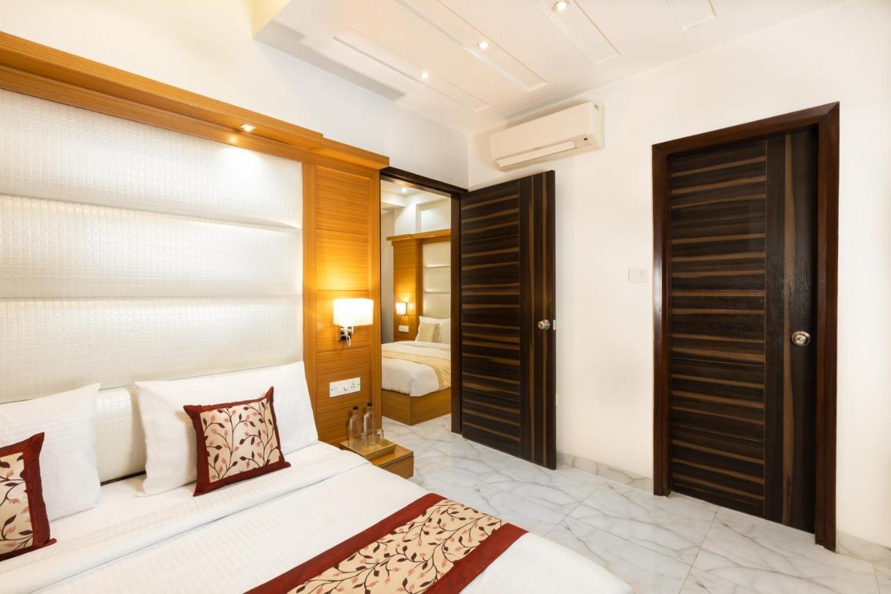 Hotel Star By Star Group- Near Delhi Airport نيودلهي المظهر الخارجي الصورة