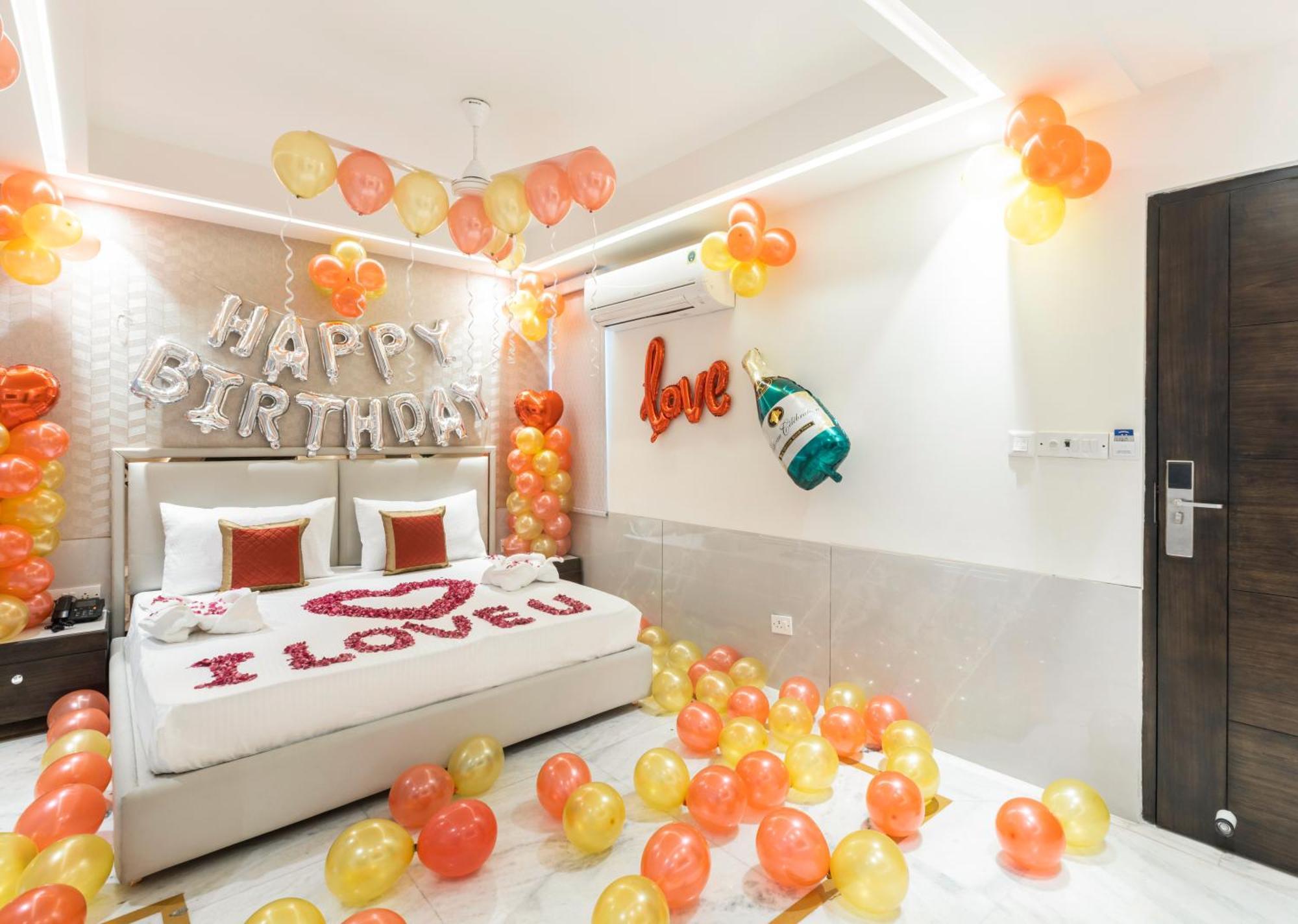 Hotel Star By Star Group- Near Delhi Airport نيودلهي المظهر الخارجي الصورة